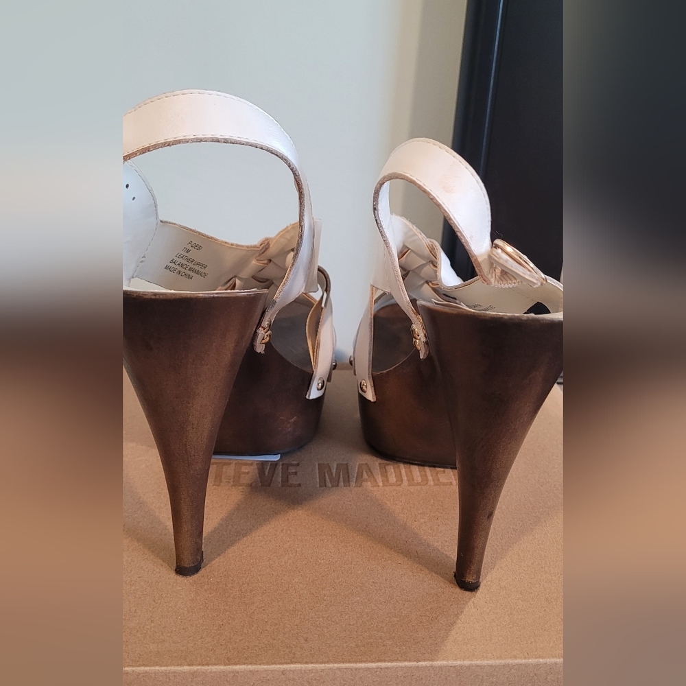 Steve Madden white strappy sandals with wooden heels, size 11 - Picture 3 of 4